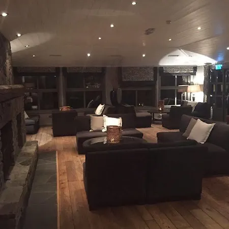 Bjornafjorden Hotell
