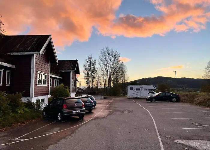 Bjornafjorden Hotell 3*