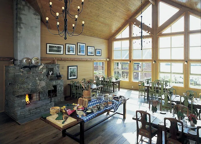 Bjornafjorden Hotell